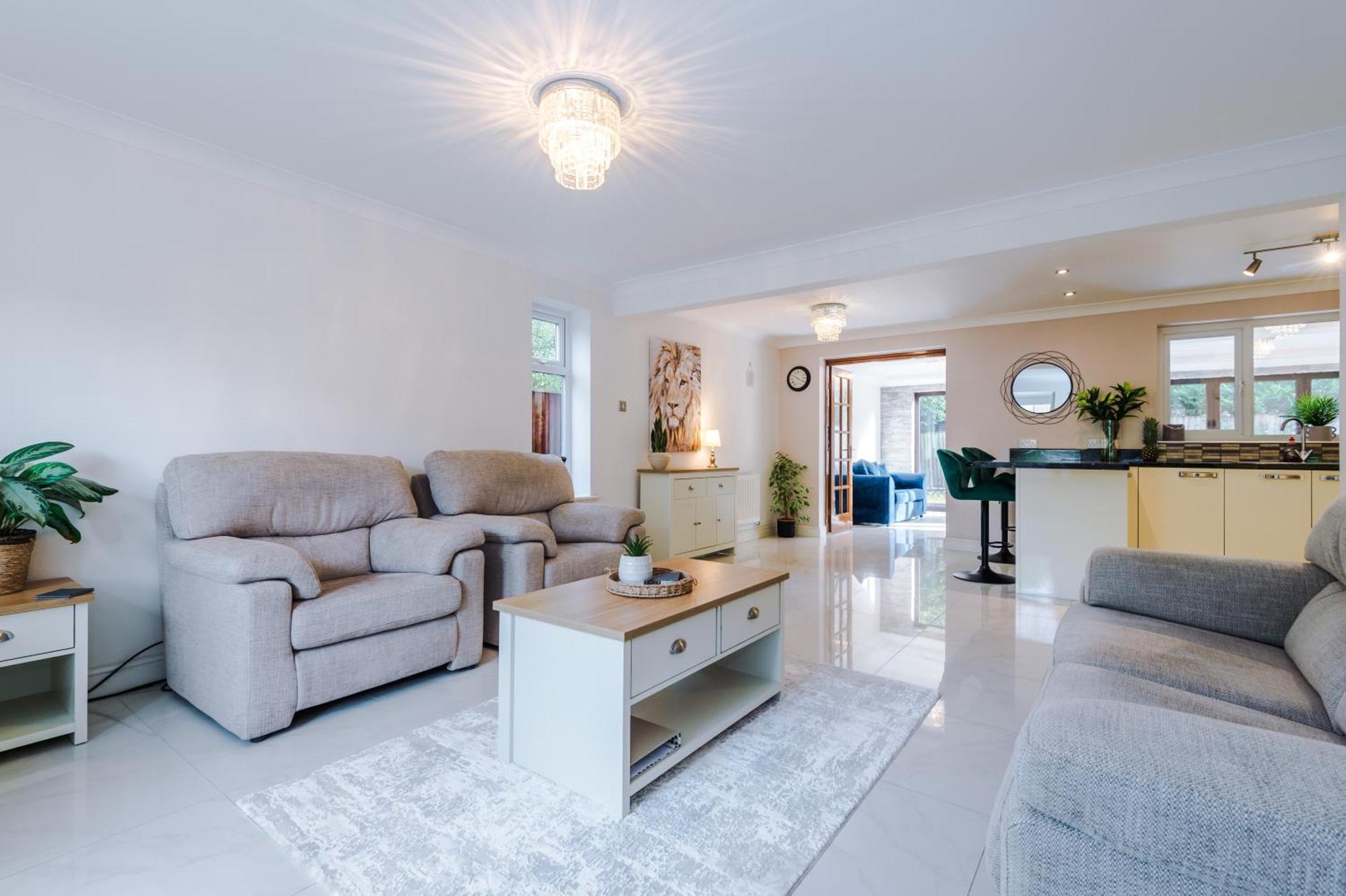 The Green- Beautiful & Spacious 5 Bed Detached In Worsley, Manchester Экстерьер фото
